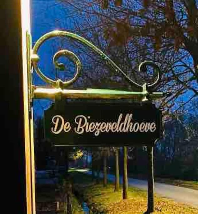 Romantische Vakantiewoning Met Weids Uitzicht Maldegem